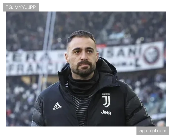 尤文图斯续约35岁门将平索里奥至2027年,认可其更衣室核心价值 尤文图斯续约35岁门将平索里奥至2027年,认可其更衣室核心价值